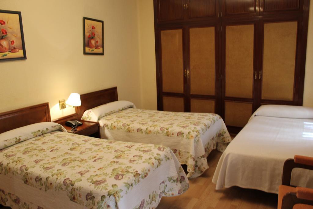 Residencia Gran Via Hotel *